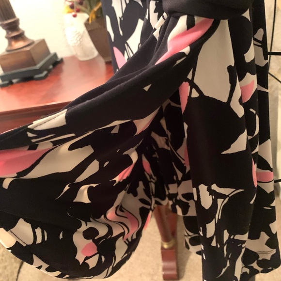 New York & Company Dress - Picture 8 of 9